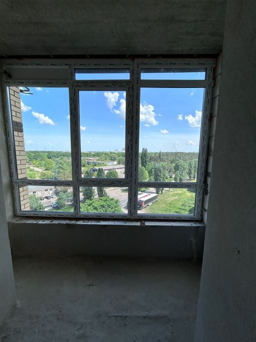 Продам 1 кімнатну квартиру 42кв.м!