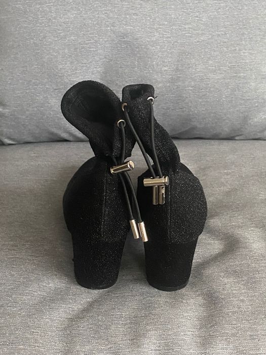 Botki czarne błyszczące Reserved 37