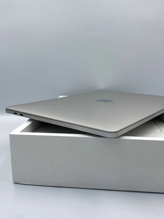 Ноутбук Apple MacBook Pro 13" i5/16/512GB Silver (MWP72) 2020