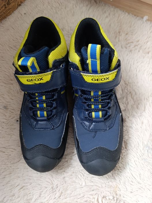 Buty Geox J New Savage Boy r. 37