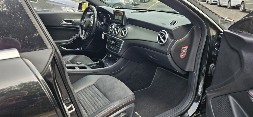 Mercedes Benz CLA220 7G tronic AMG 2.2CDI