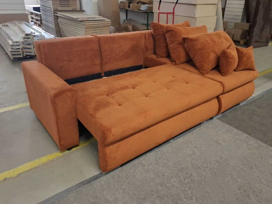 Sofa narożna w tkaninie SZTRUKS