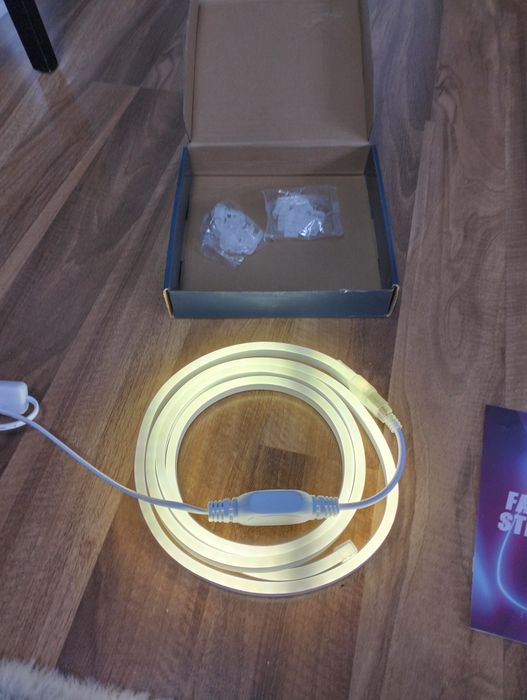 taśma LED Neon Rope Light.