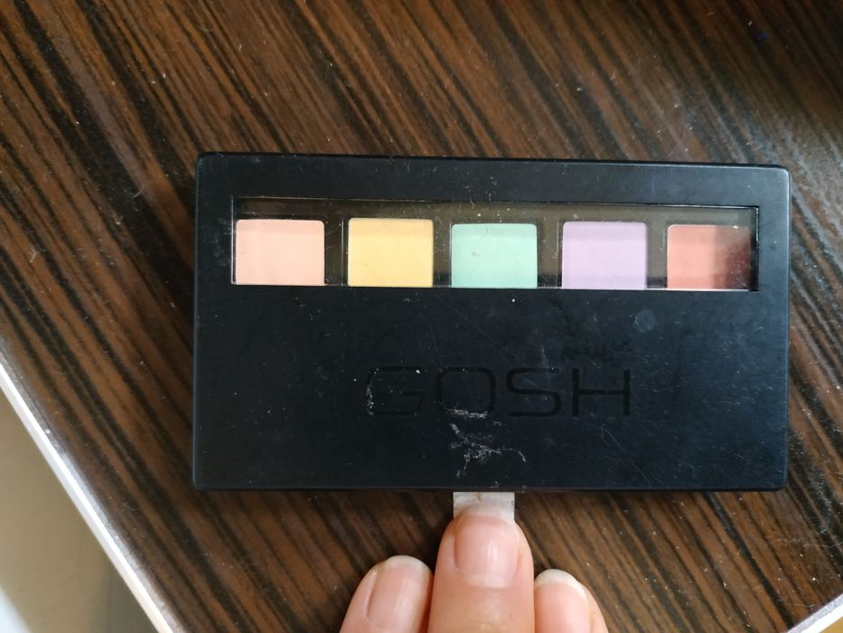 GOSH COLOUR CORRECTOR kit korektor, 001
