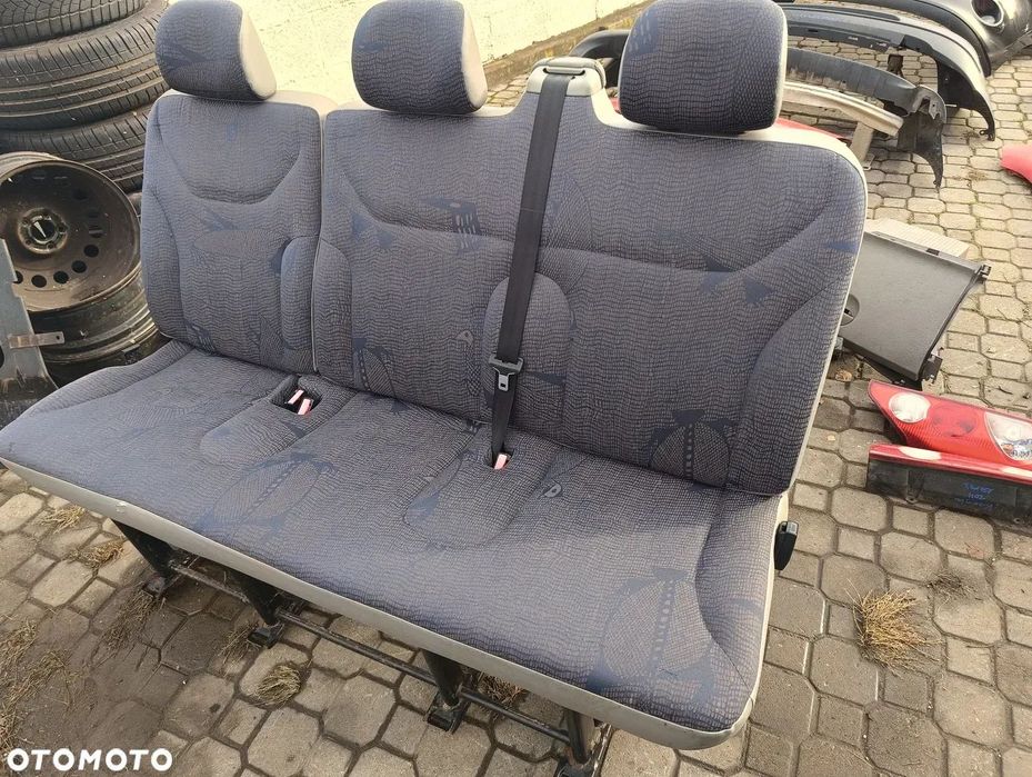 fotele Runualt Trafic 01-14.