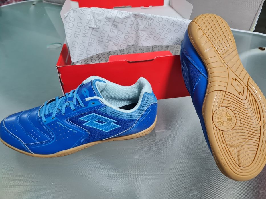 Ténis de futsal Lotto azuis