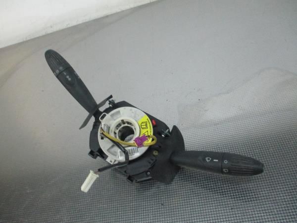 Conjunto / manetes de luzes e limpa vidros FORD Ka (RU8)