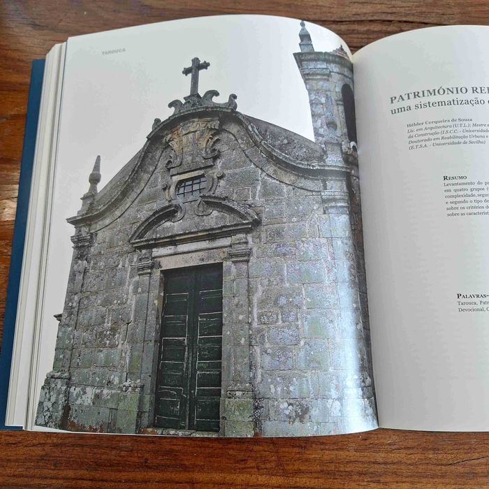 O Compasso da Terra: A Arte Enquanto Caminho para Deus