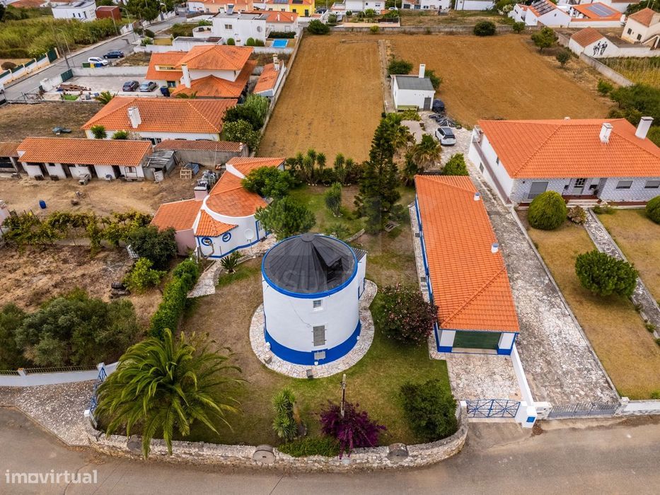 Moinho histórico de 1876 com vistas panorâmicas de 360° sobre o Atl...