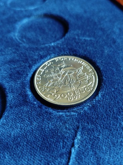 Moeda comemorativa de 200 Escudos- Francisco Xavier