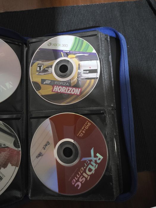 Lote 2x Xbox 360 (Fat + E) + 3 Comandos + Jogos Vários (GTA V, COD, Forza)