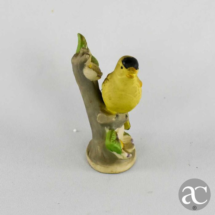 Figura de pintassilgo em biscuit, meados do séc. XX