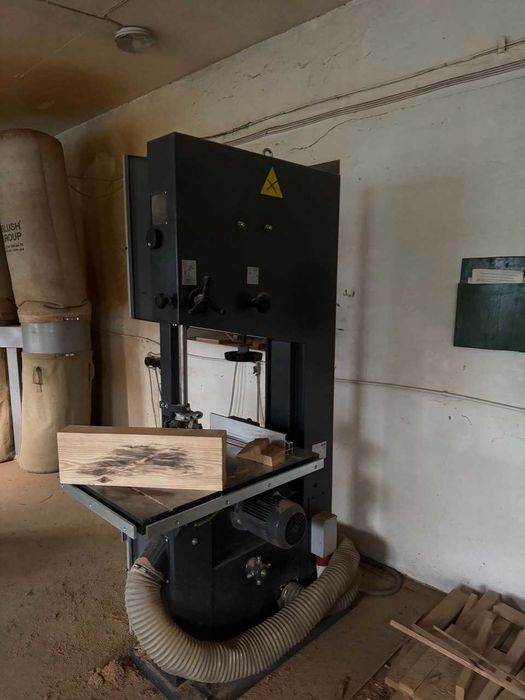 Вертикальна стрічкова пила FELDER FB 610