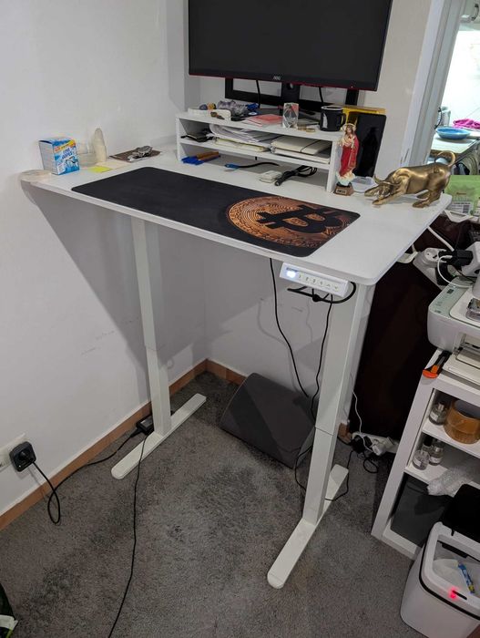 Mesa elétrica 100x60cm ajustável em altura 72cm a 118cm