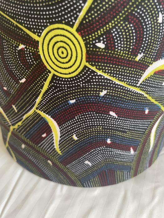 Comjunto almofadas, manta e abat jour