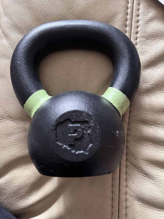 Kettlebell 4kg żeliwny