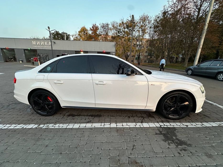 Продам AUDI A4 B8 2.0 Quattro