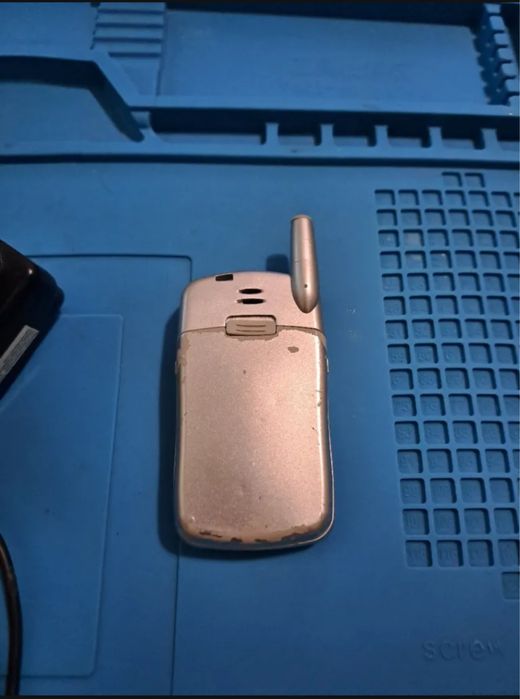 Мобільний телефон Panasonic EB-GD55