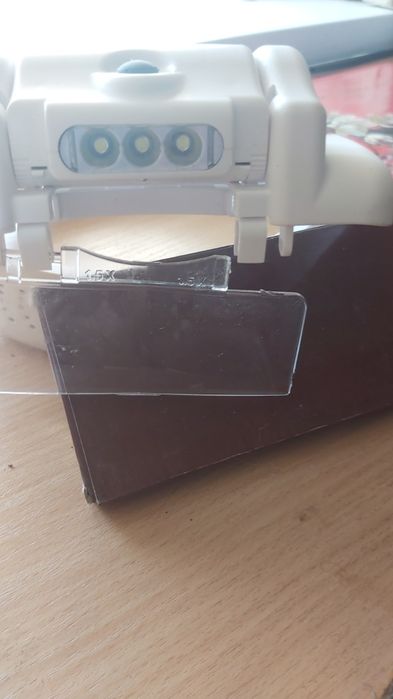 Бинокулярная  лупа с подсветкой на голову