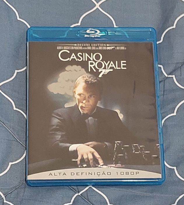 Casino Royale (Blu-ray) Deluxe Edition