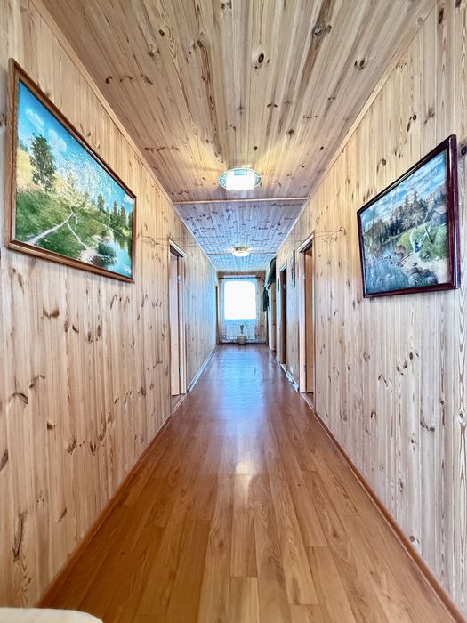 Продам будинок з ремонтом в с.Гостролучча!165кв.м,47 соток,газ, 4 кімн