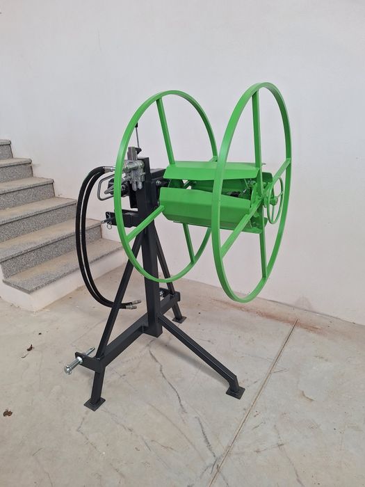 Enrolador de mangueiras