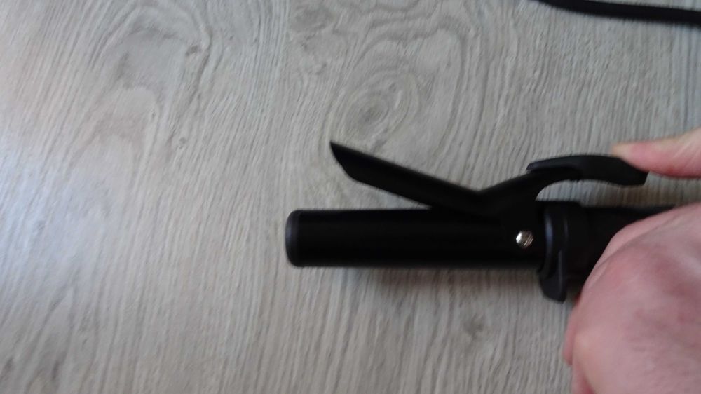 Alisador e Modelador de Cabelo