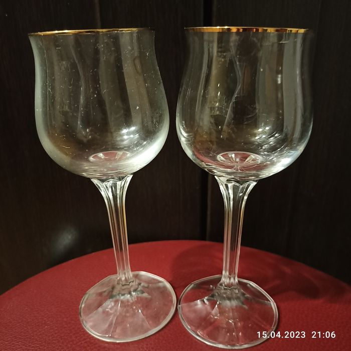 Келихи для напоїв