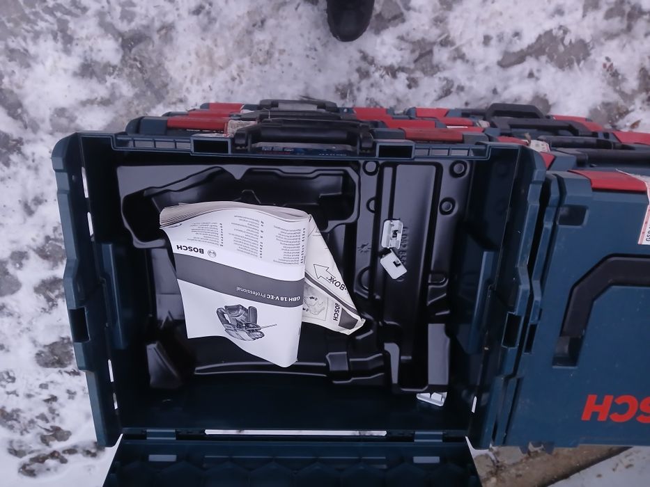 Bosch Profesional  Walizki na elektronarzędzia system Sortimo