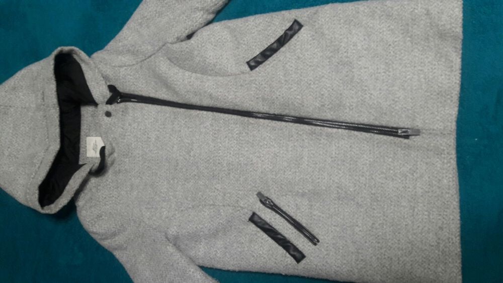 Пальто утепленное женское куртка