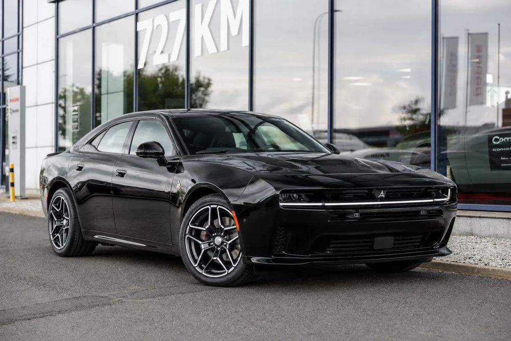 Dodge Charger Charger 3.0 Hurricane, 550 koni!