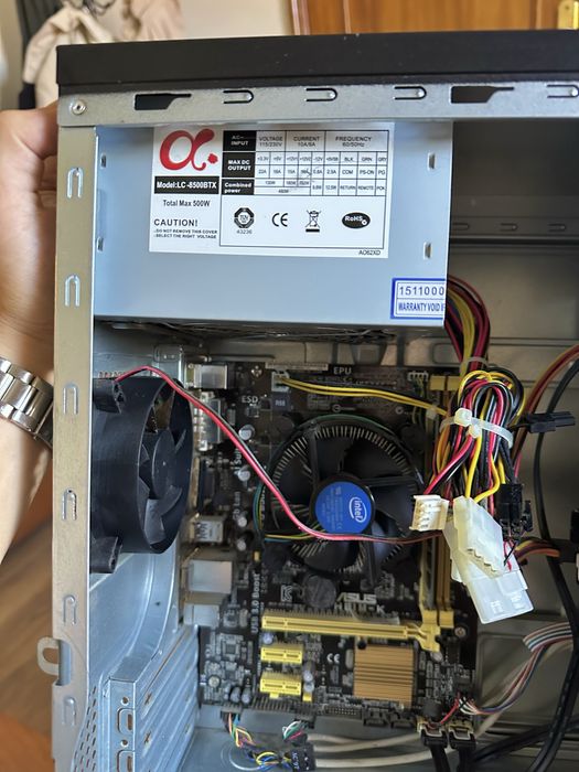 PC Desktop — ASUS H81M-K, Intel (cooler original)