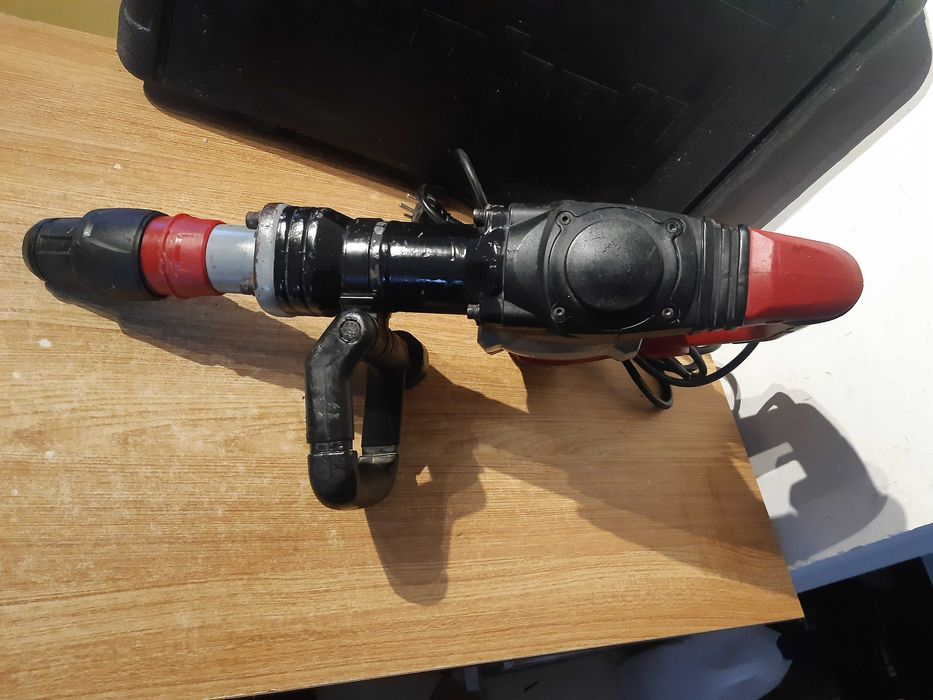 Młot wyburzeniowy Einhell TE-DH 32