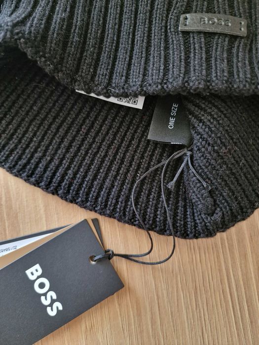 Czapka zimowa Hugo Boss czarna