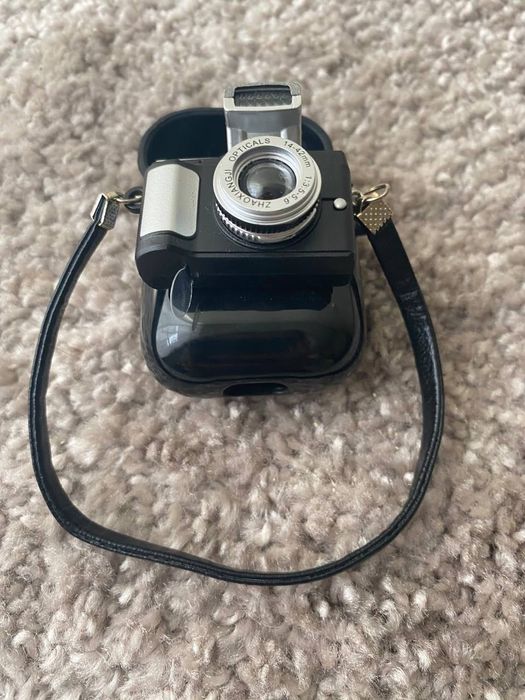 Чохол для навушників AirPods 2