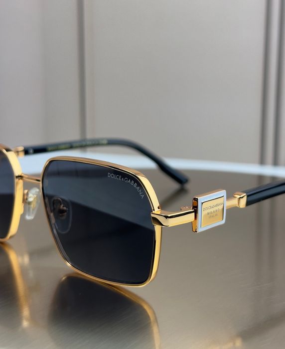 Сонцезахисні окуляри Dolce & Gabbana DG2316 золоті прямокутні чоловічі чорні дужки