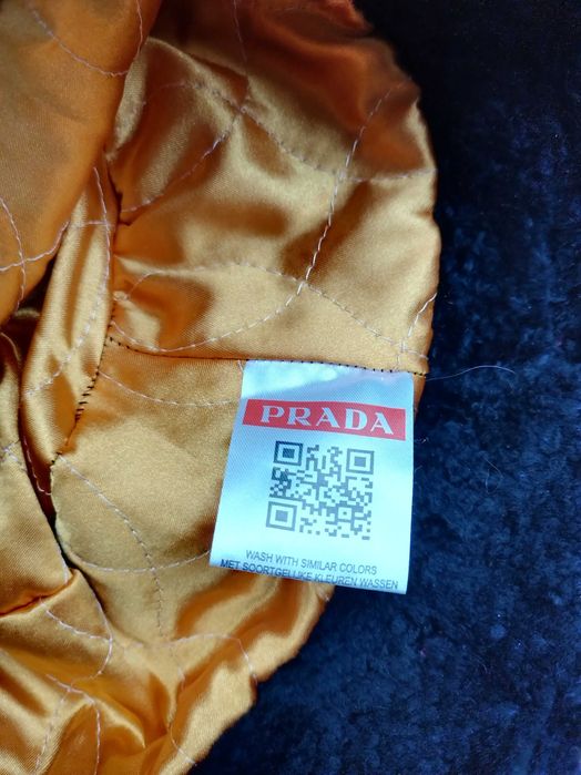 Czapka damska prada