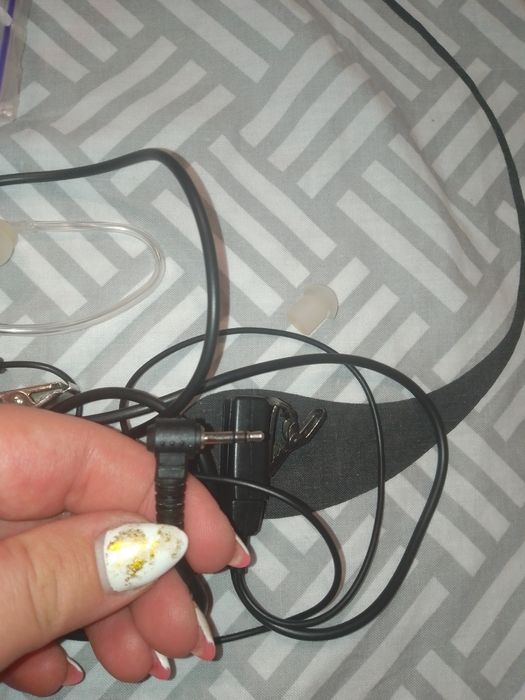 Гарнитура профессиональная двухпроводная для раций Motorola