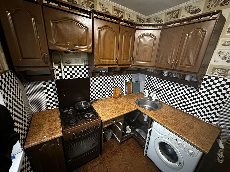 Продаж 2-К кімнатної квартири 45м2 вул. Василя Порика 15