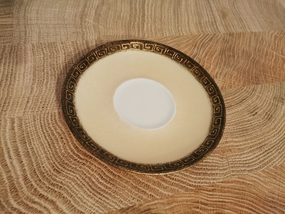 Talerzyki spodki różne