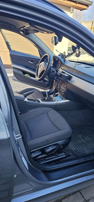 Samochód  BMW seria3 E91