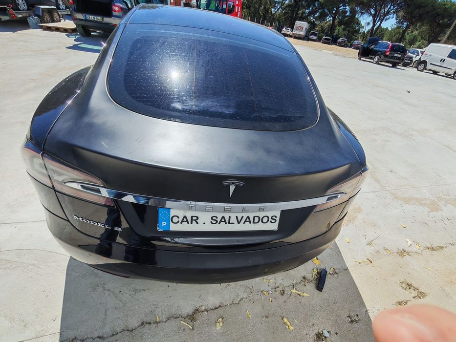 Tesla S 75 100% eléctrico