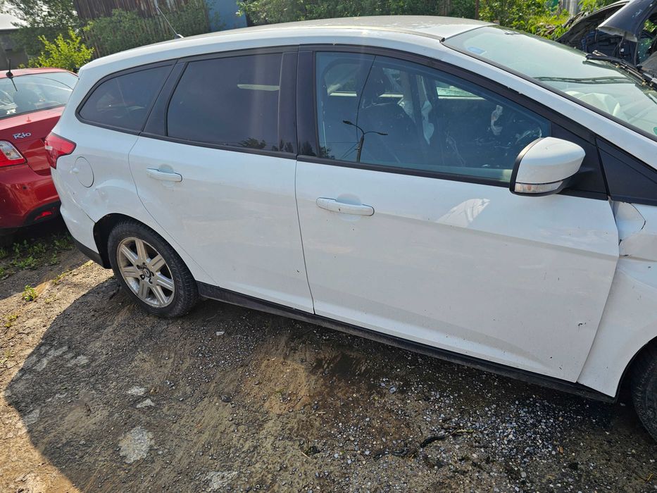 FORD Focus Mk3 2017 rok 1.5d TDCI 120km biały DYB