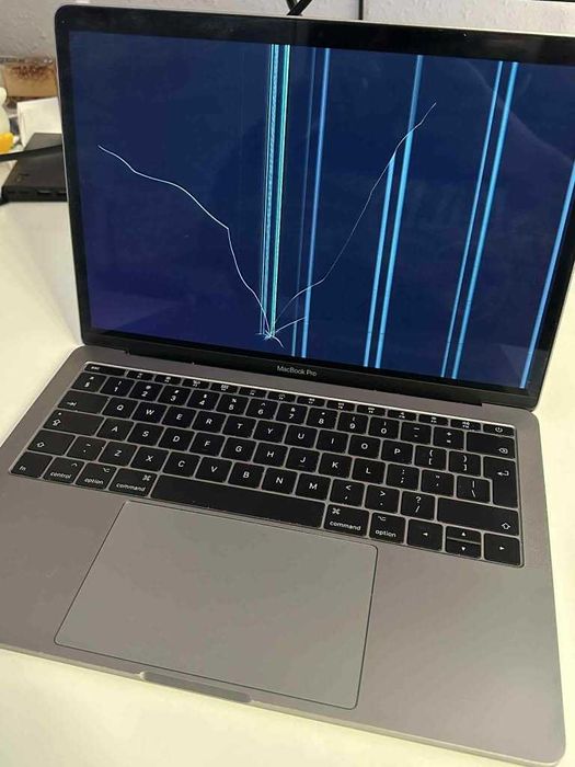 Macbook Pro 13” (A1708) i5 8GB