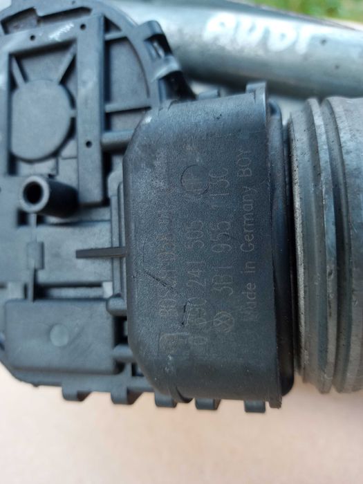 Mechanizm wycieraczek Audi A4, volkswagen Passat B5.