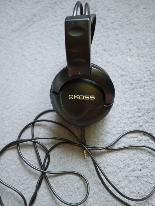 Навушники фірми KOSS