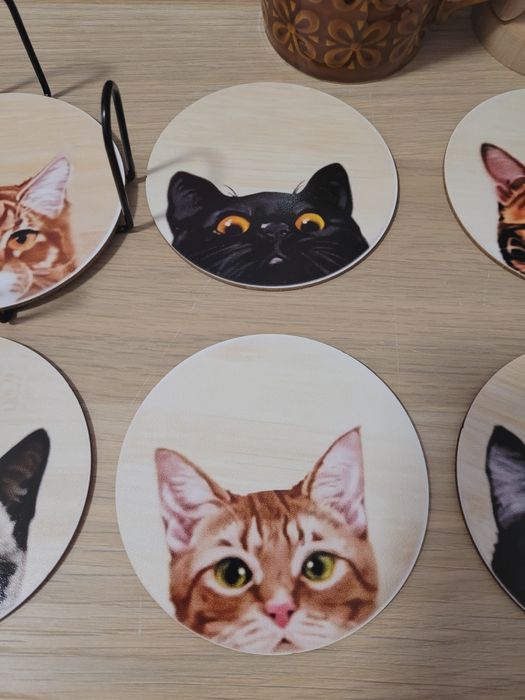 Zestaw 6 drewnianych podkładek podkładki pod kubek kubki koty kotki
