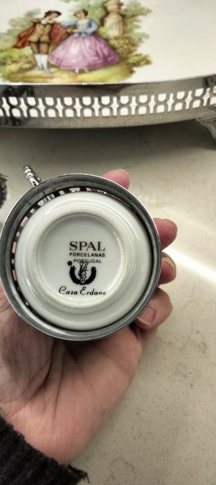 Serviço de café em Porcelana e Casquinha