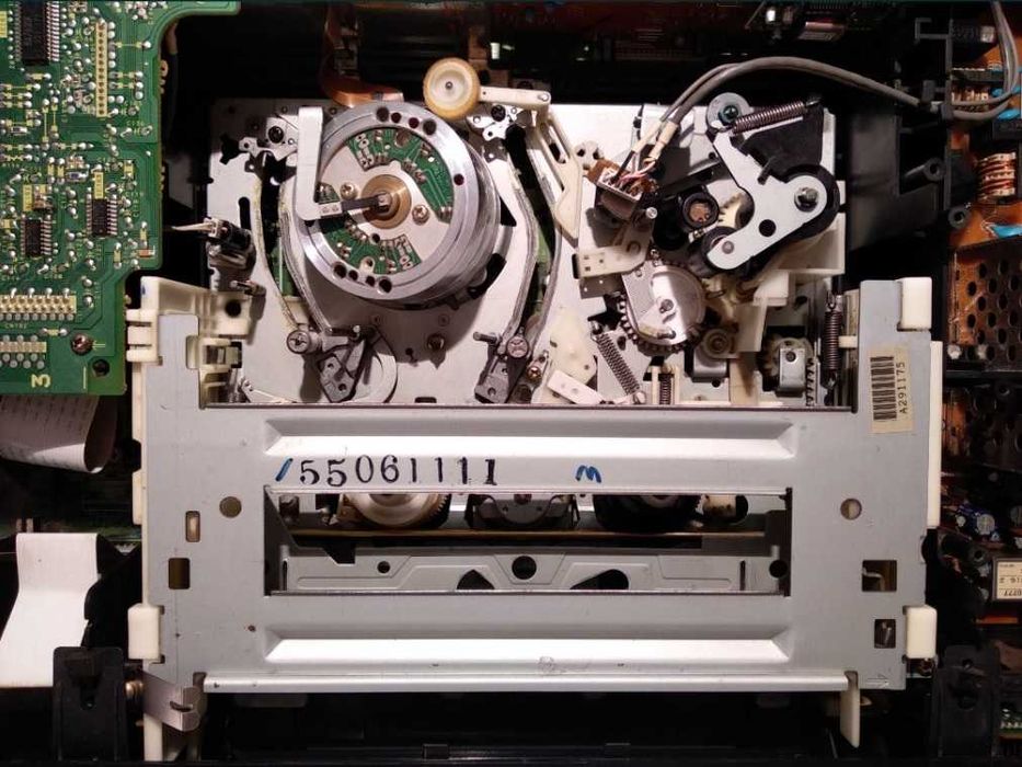Відеомагнітофон Sony SLV-E800