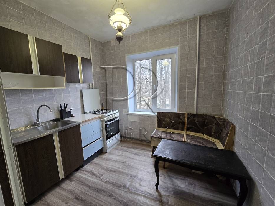 Продаж 2 кімн. квартири вулиця Романа Ратушного (Волгоградська) 35А